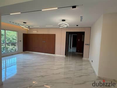 شقه للبيع في مدينتي b1 فيو وايد جاردن دور متكرر 211 متر طرفيه بحري وخطوات من Open air mall ومجمع البنوك والمدارس في مدينتي B1
