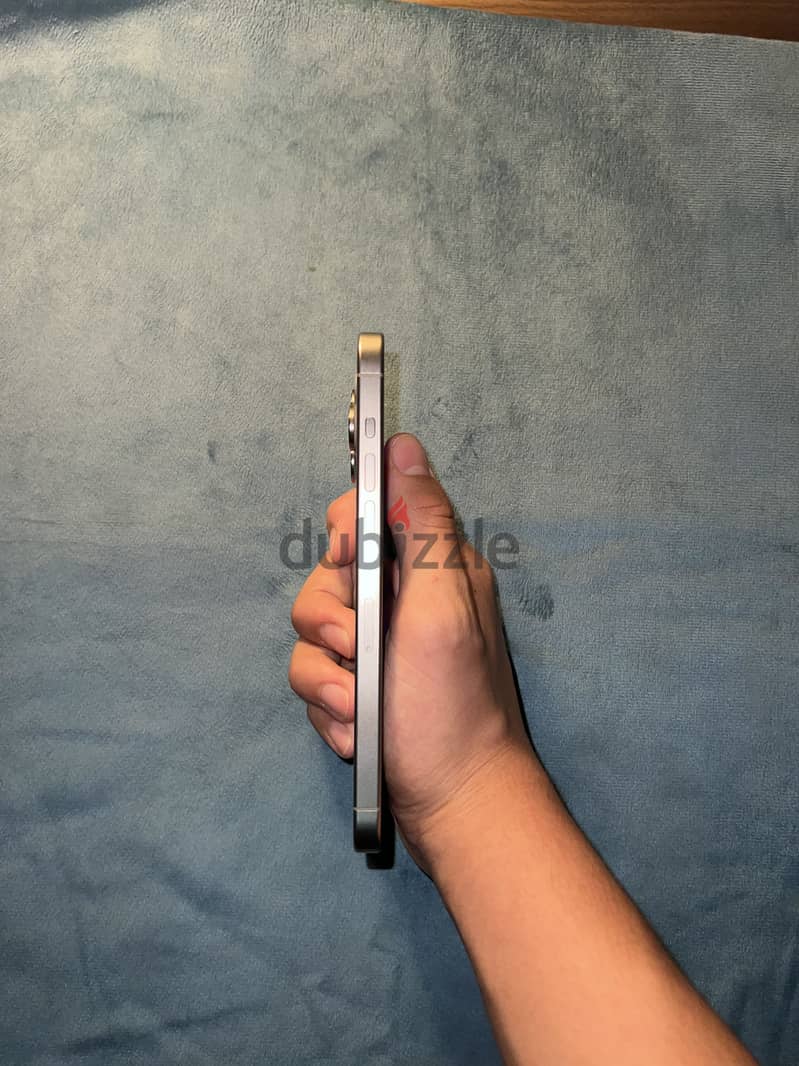 Apple - iPhone 15 Pro Max 3