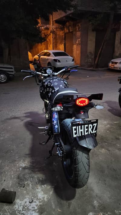 v 250