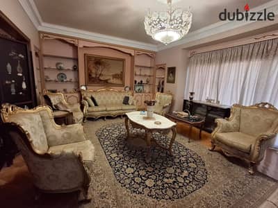 شقه للبيع مصر الجديده خلف مستشفى هليوبلس دور تامن فوقه رووف مبنى بالكامل 380 م  5 قطع رسبشن 4 غرف ليفنج رووم و 3 حمامات مباني تمنينات