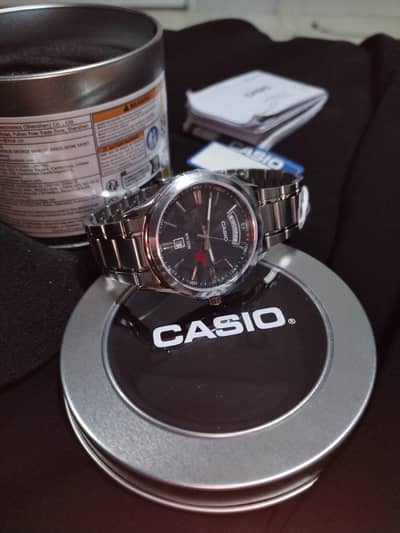 Luxurious Casio watch ساعة كاسيو فخمة اصلية