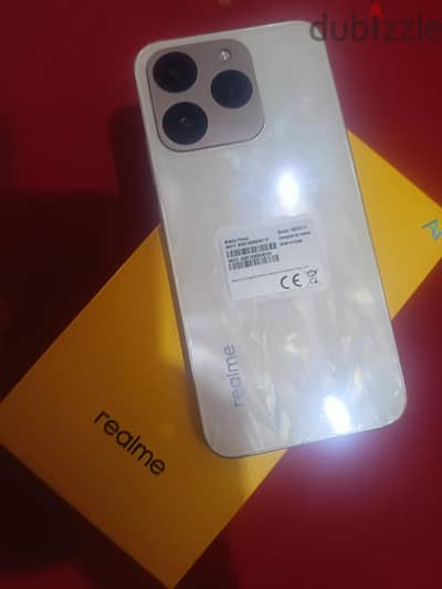 ريلمى 15t