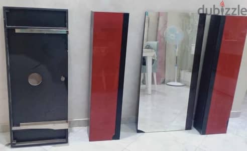 وحدة حمام بمراية كبيره
