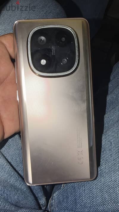 ردمي 14 برو +5g بالكرتونه بدون خدش لون مميز 512G