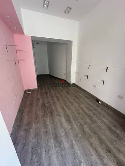 محل للايجار تجارى دجلة المعادى