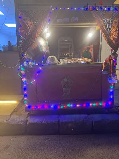 عربيه بيع فول وطعمية كل المشتملات