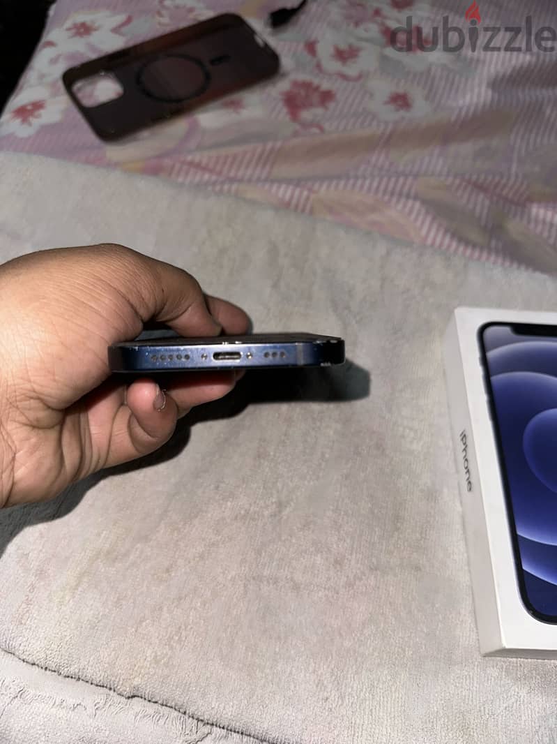 Apple - iPhone 12 2