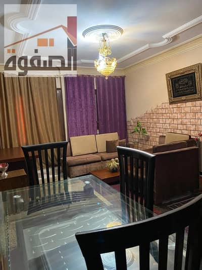 Furnished apartment for rent in New Maadi, in the most upscale and unique location, close to all services, restaurants, and brands. An upscale location near Al-Nasr Street, Wireless Street, and the Technological Village.