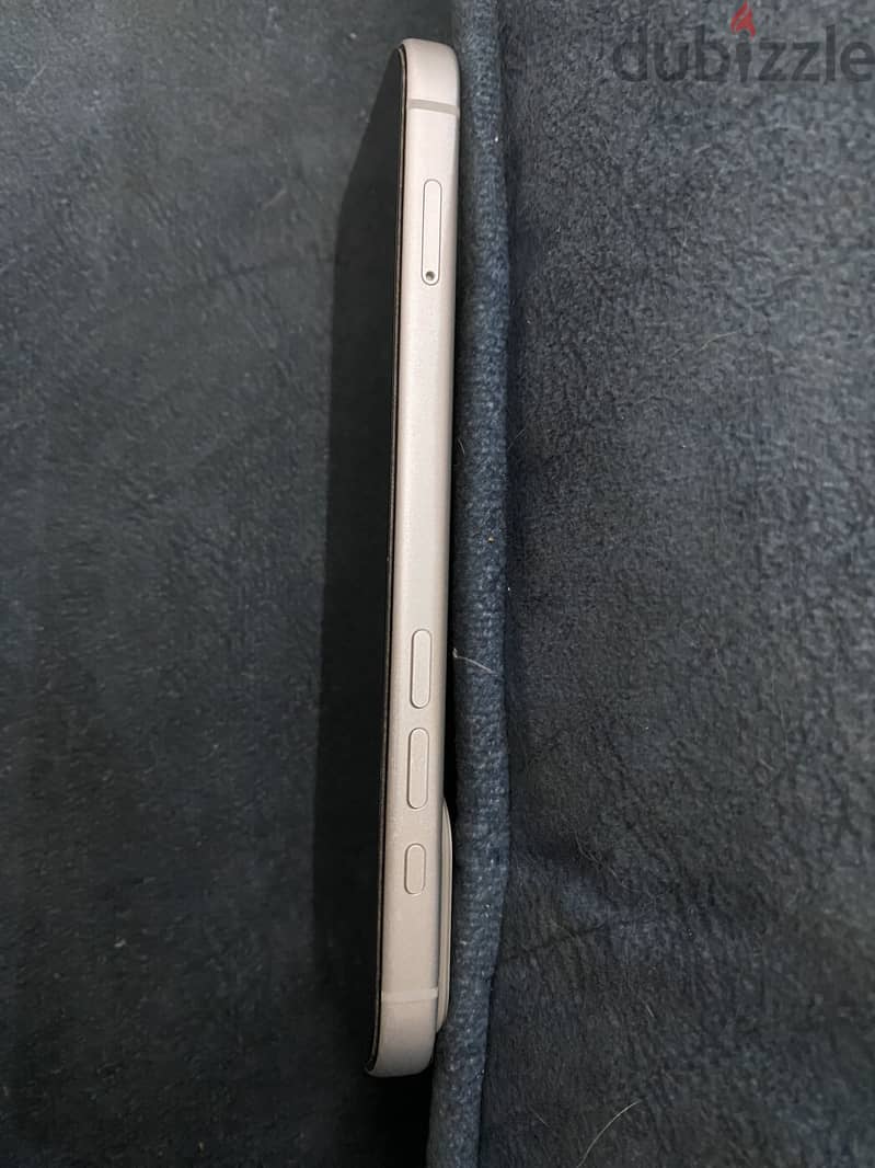 Apple - iPhone 17 Pro Max 3