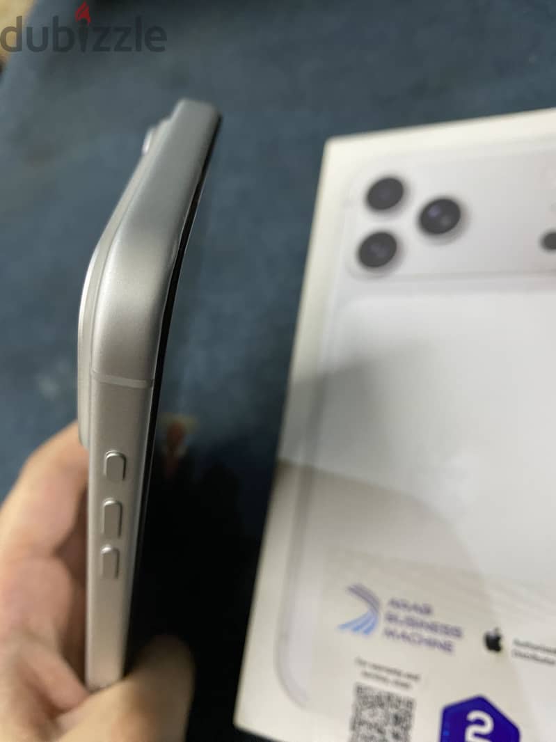 Apple - iPhone 17 Pro Max 5