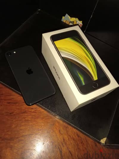 Apple - iPhone SE 2020 للبدل