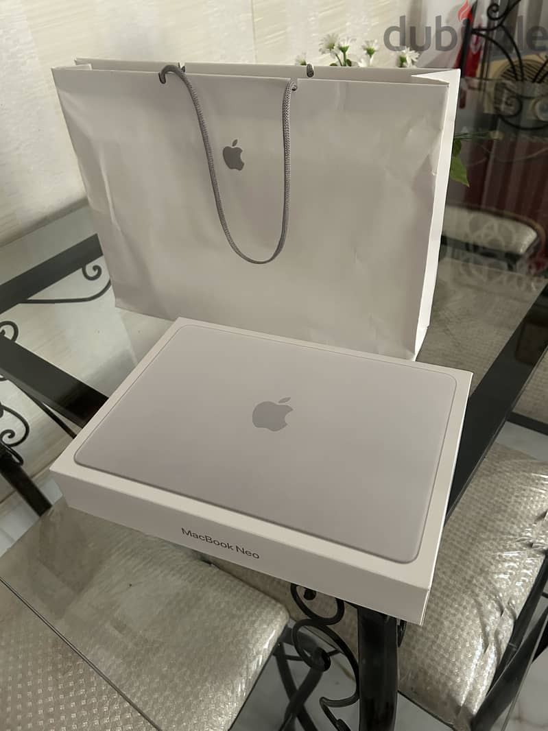 Macbook Neo 1