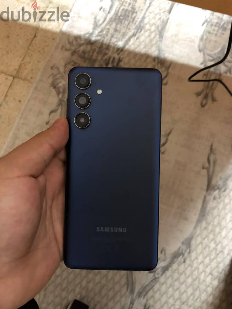 Samsung M55 5G 1