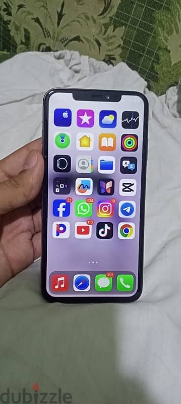 iPhone X Max 1