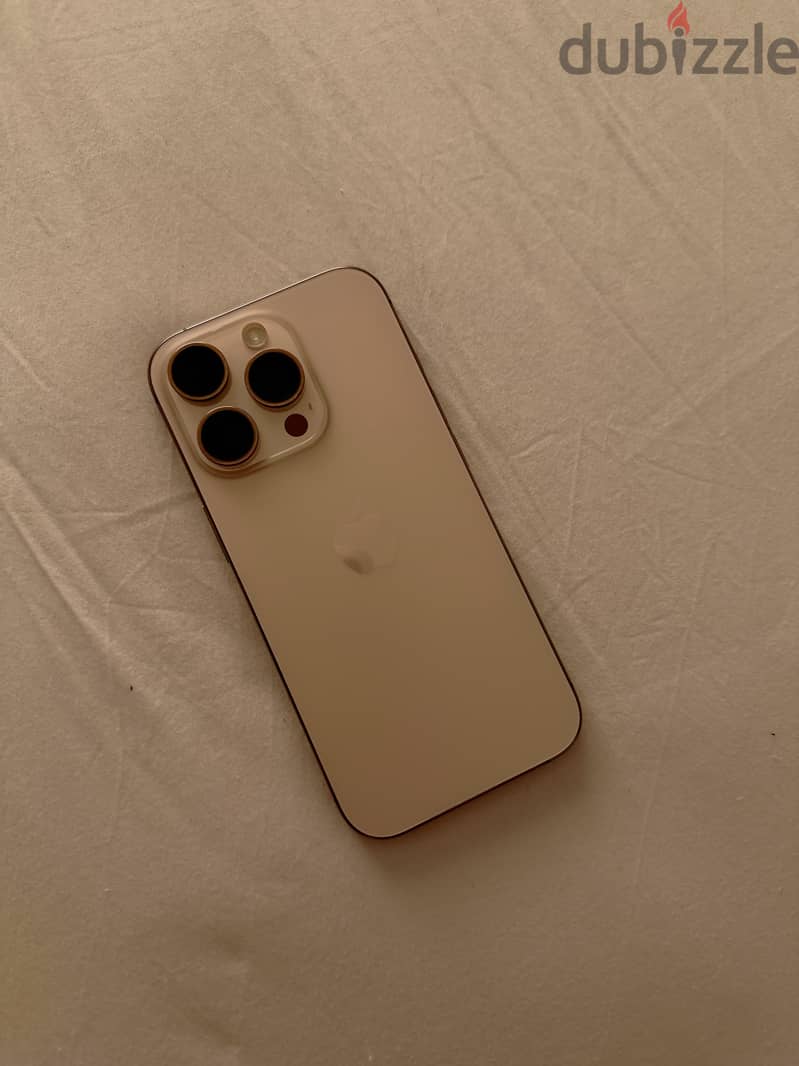 Apple - iPhone 16 Pro 1