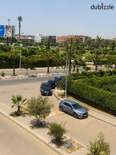 For sale in the seventh district: 240 square meters, main axis view (4 rooms) For sale in the seventh district: 240 square meters, main axis view (4 rooms)