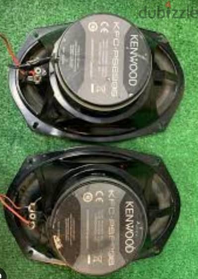سماعتين kenwood 650 watt ومعاهم gm