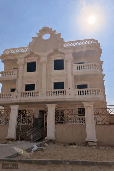 Own luxury villas in the distinguished third neighborhood of Al-Shorouk next to Terras Mall, a prime location at the best price, with facades and entrances at the highest level and quality in Al-Shorouk City Own luxury villas in the distinguished third neighborhood of Al-Shorouk next to Terras Mall, a prime location at the best price, with facades and entrances at the highest level and quality in Al-Shorouk City