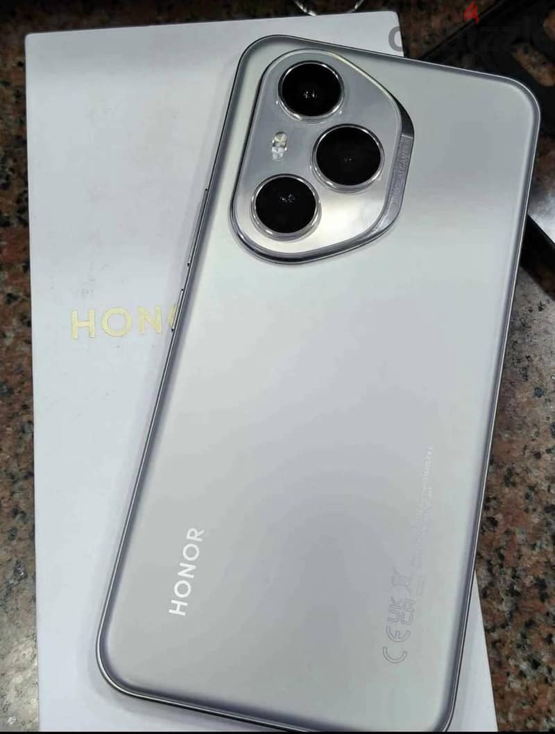 Honor 400 Pro 1