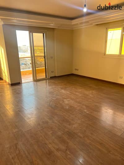 Apartment for rent in the finest areas of Shweifat, suitable for respectable families, a minute from the circular road, Mall 5A, a new apartment with a distinctive sea view.