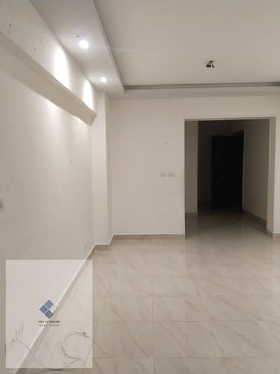 Apartment for rent in Madinaty compound New Cairo for immediate housing, an area of 100 consists of 2 bedrooms + 1 bathroom with a direct view of the green spaces Garden view