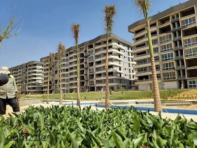 شقتك استلام فورى فى قلب العاصمة تحديدا فى R7 فى كمبوند Midtown Condo بخصم مميز على الكاش واقساط علي 10 سنوات متساوية بدون دفعات