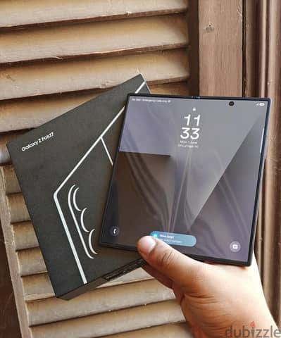 Samsung Z Fold 7 512/16كسر زيرو بكل مشتملاته معفي ضريبه للبيع او البدل