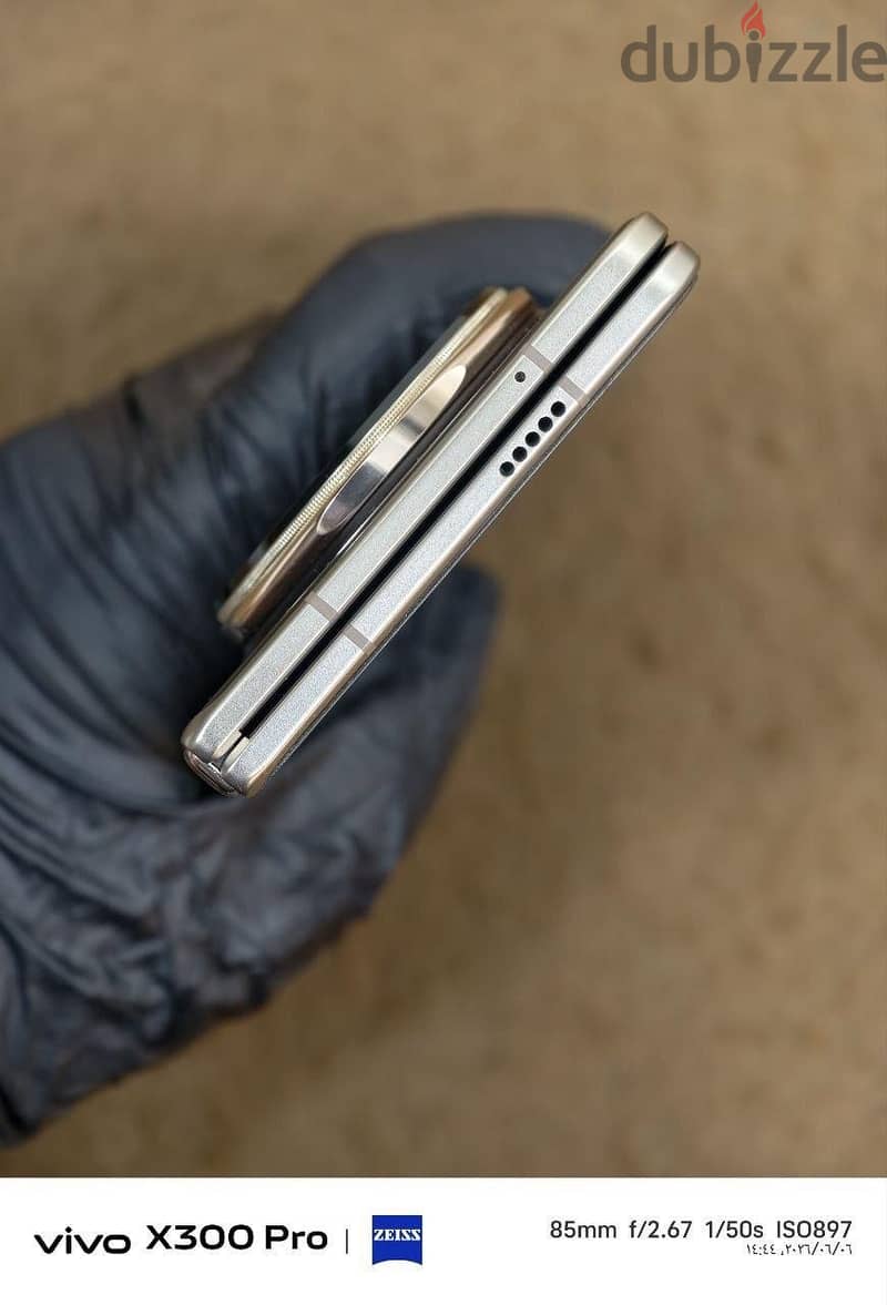 Honor Magic V5 2