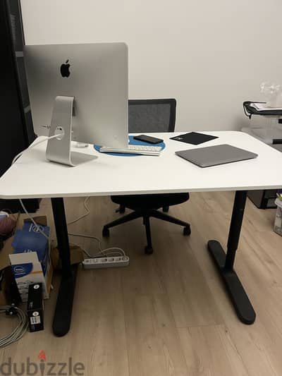 IKEA Desk - Good Condition / مكتب