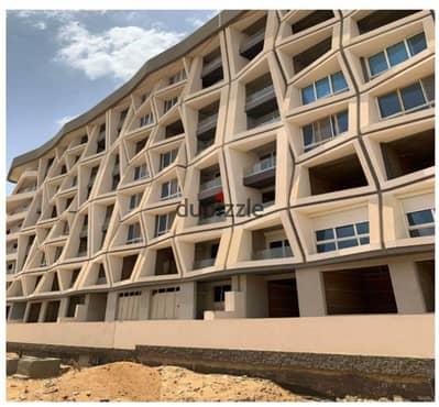 شقتك استلام فورى فى قلب العاصمة تحديدا فى R7 فى كمبوند Midtown Condo بخصم مميز على الكاش واقساط علي 10 سنوات متساوية بدون دفعات
