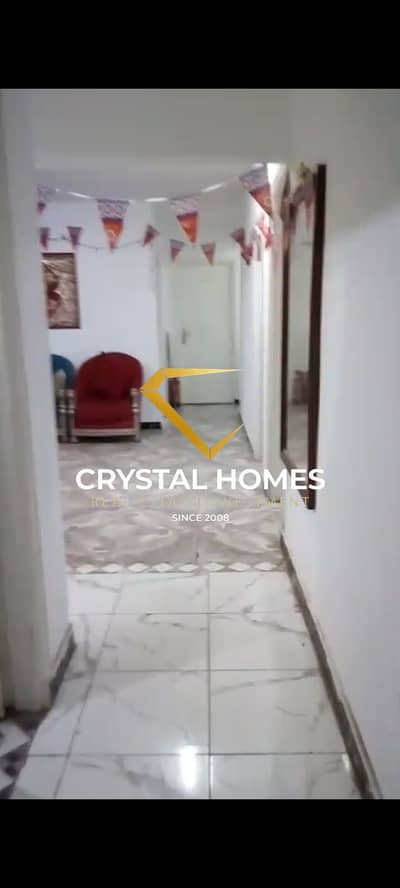 Apartment for sale 210 meters for investors only right next to Al-Hosari, rented to students in front of the university