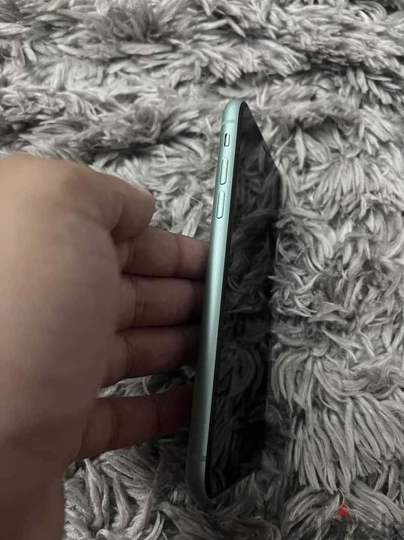 Apple - iPhone 11 1