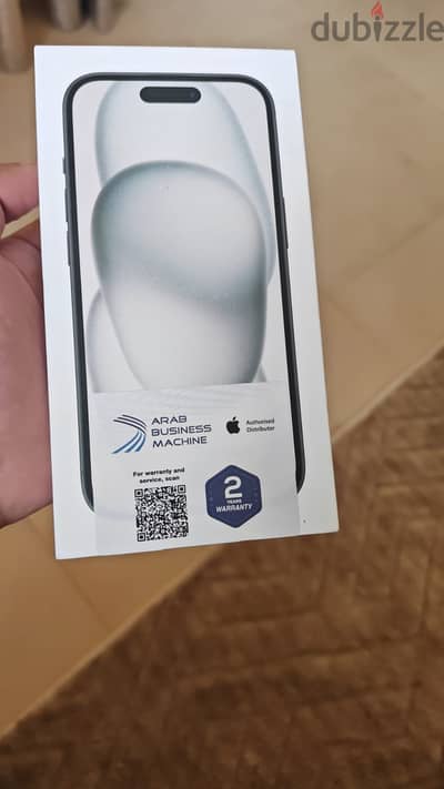 Iphone 15 128 G sealed يعني الكارتونة مش مفتوحة