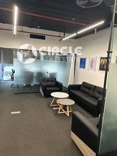مكتب إداري فاخر ١٩٥م مفروش للإيجار في EDNC