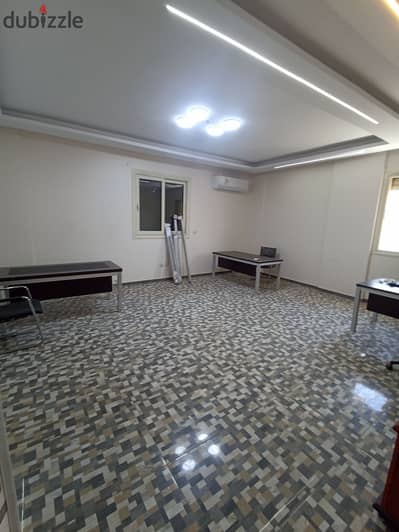شقه للايجار اداري مفروشه 200 متر بالمكاتب والتكيفات التجمع الاول القاهره الجديده New Cairo
