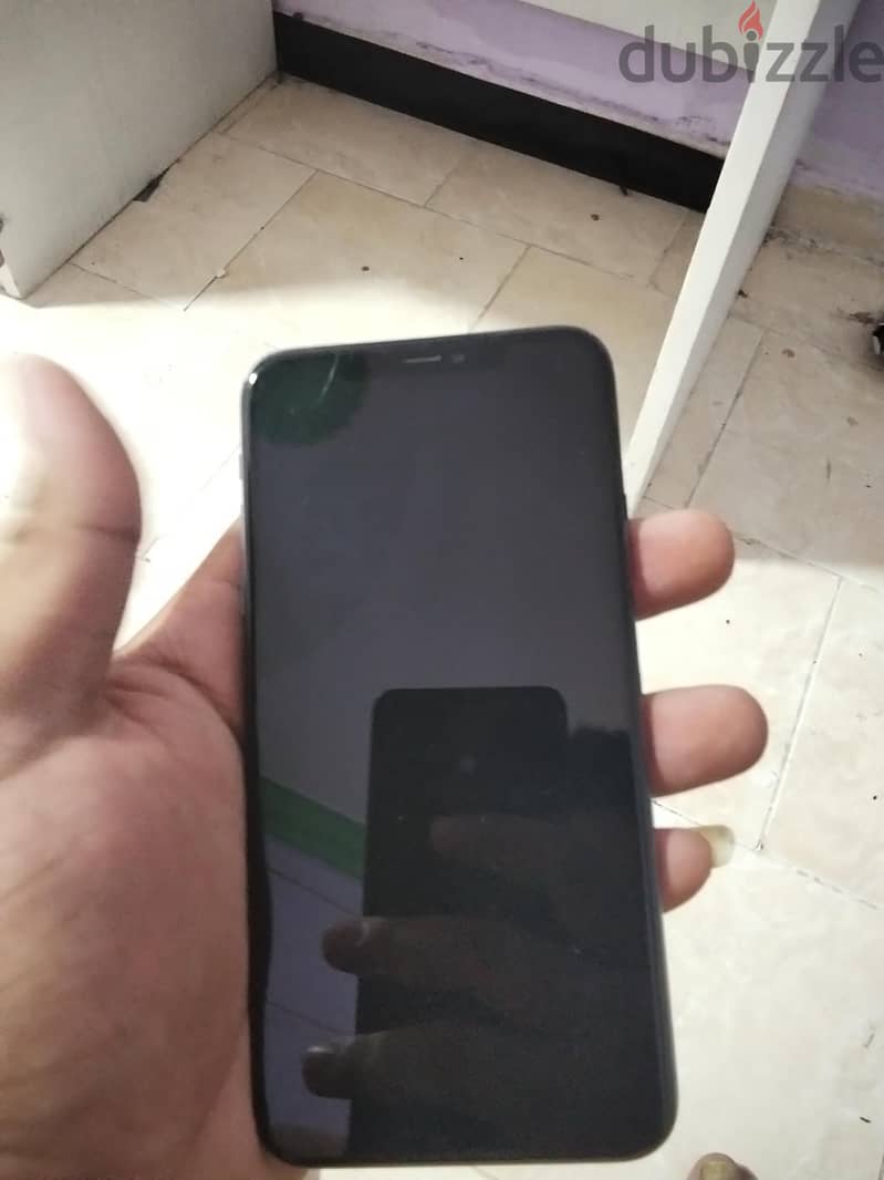 Apple - iPhone 11 Pro Max 1