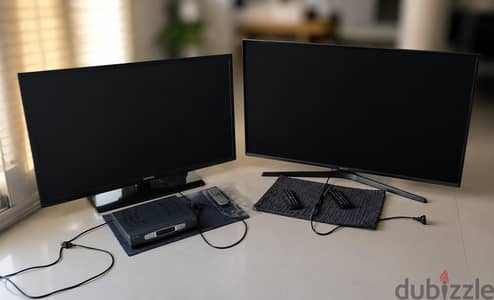 2 Samsung screens for sale