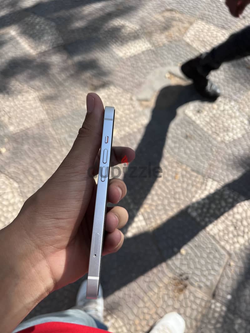 Apple - iPhone 13 4