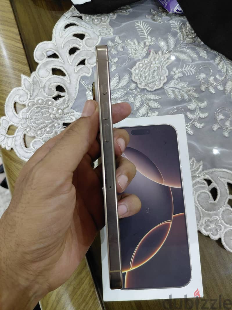 Apple - iPhone 16 Pro Max 4