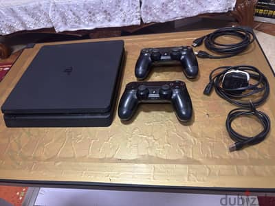 PS4 Slim 1 TB