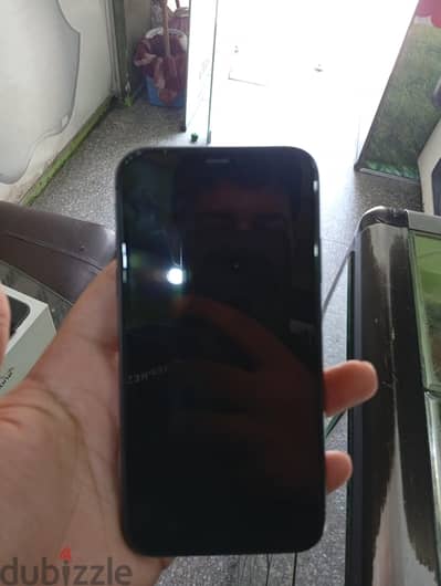 Apple - iPhone 11