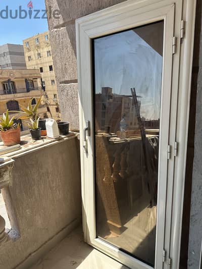 باب بلكونه الومنتال