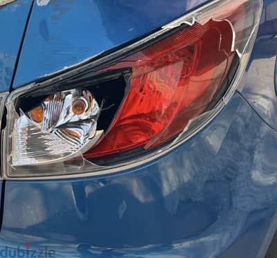 فانوس رفرف خلفي يمين مازدا ٣ من موديل ٢٠١٠-٢٠١٤ Mazda 3