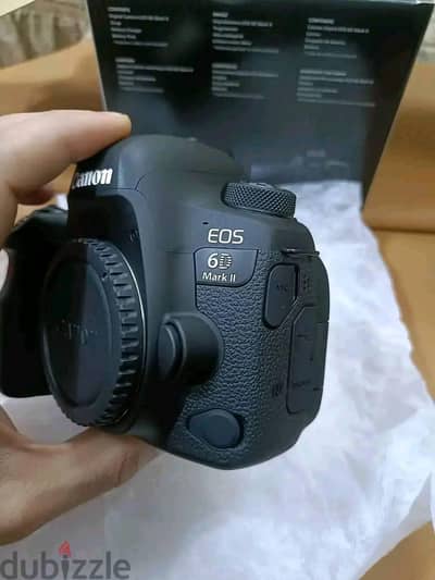 camera canon 6D mark 2 shutter 1K