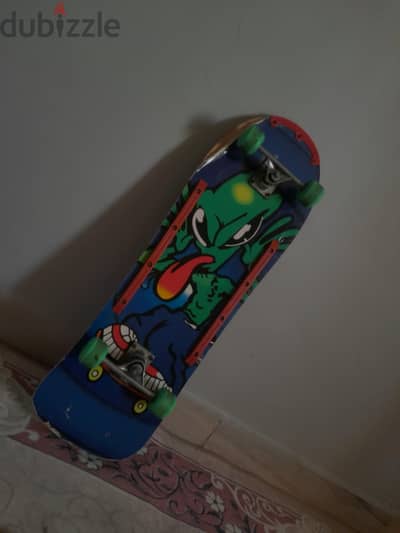 skate board alien 