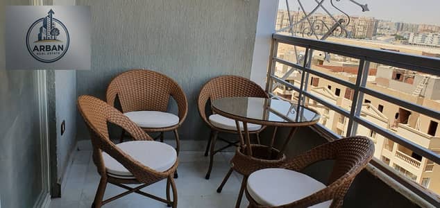 للإيجار شقة مفروشة فندقية في زهراء المعادي الشطر الثامن بجانب شارع الخمسين و المطاعم و البراندات العالمية و الطرق الرئيسية