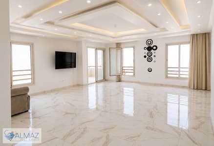 Unfurnished 180 sqm apartment with kitchen for rent in The Square Compound, Fifth Settlement, near South 90th Street and Mohamed Naguib Axis.
