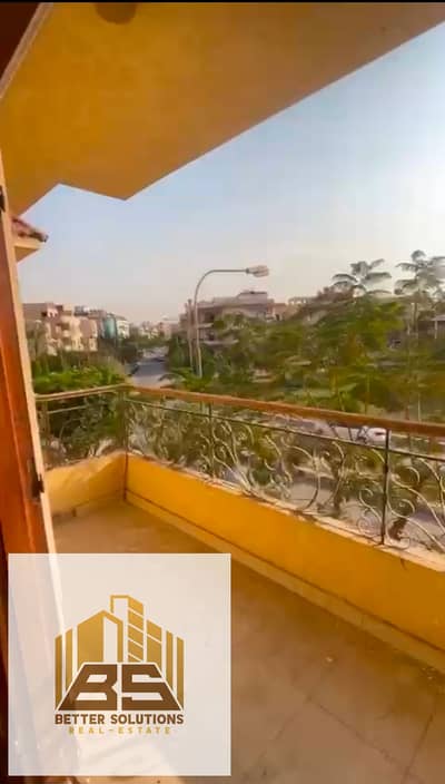 شقه للبيع بمدينة العبور الحي السابع حي الفيلات