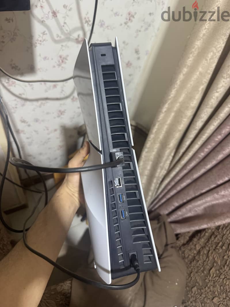 Playstation 5 slim 4
