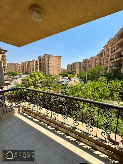 Own an apartment in Al Rehab for sale at a special price, Phase 7. The sale includes the kitchen and air conditioning.